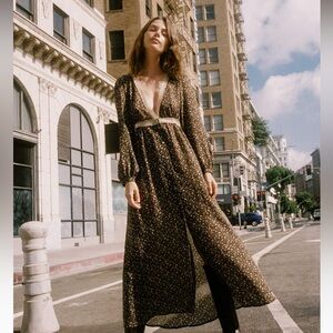 NWT Christy Dawn Kyra Dress in Dianthus Bloom. Size Medium.